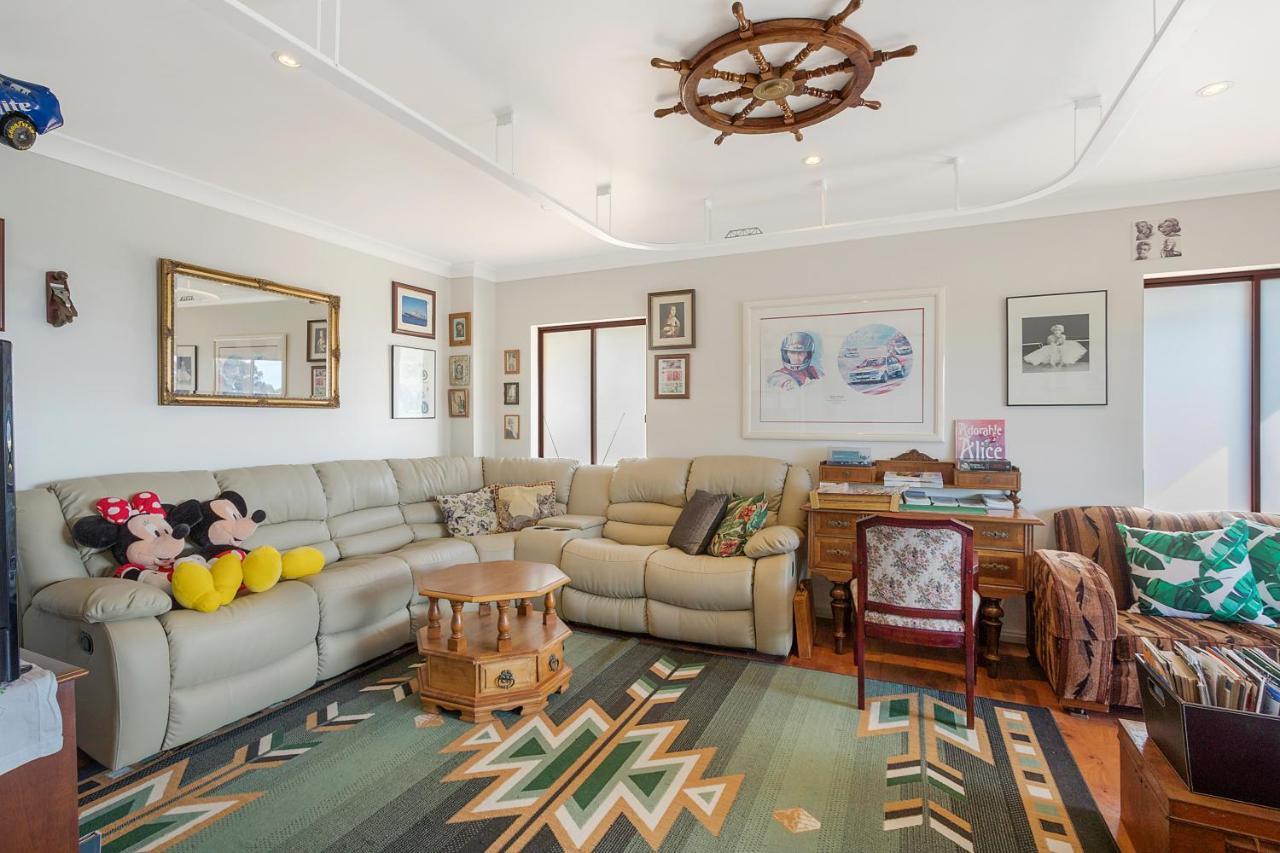 Guest house Anchors Aweigh - Adult Guests Only 4*